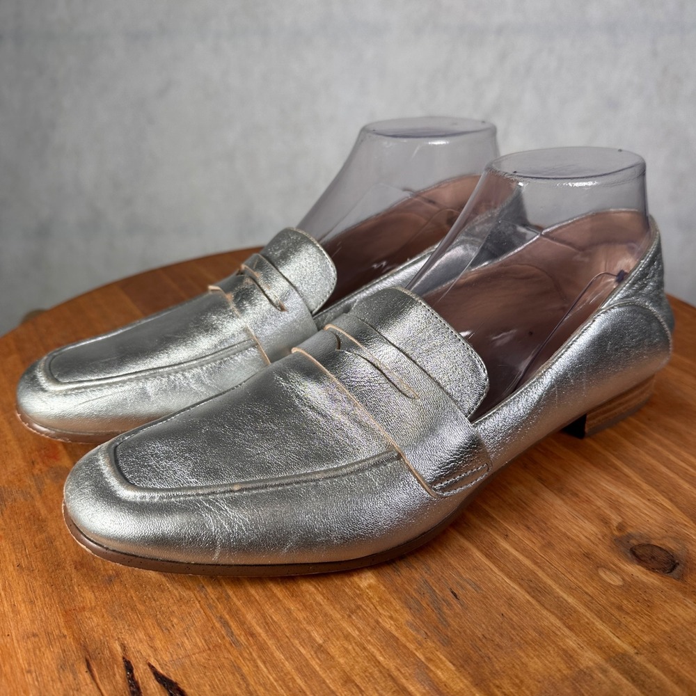 Clarks Penny Loafers Womens 10 Silver Good Metallic Leather Flats 261379534075